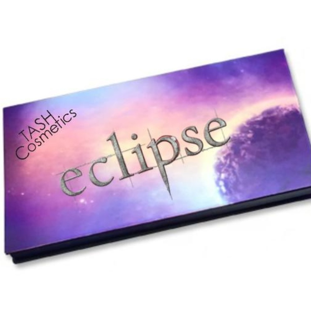 Eclipse - 15 Shade Eyeshadow Palette